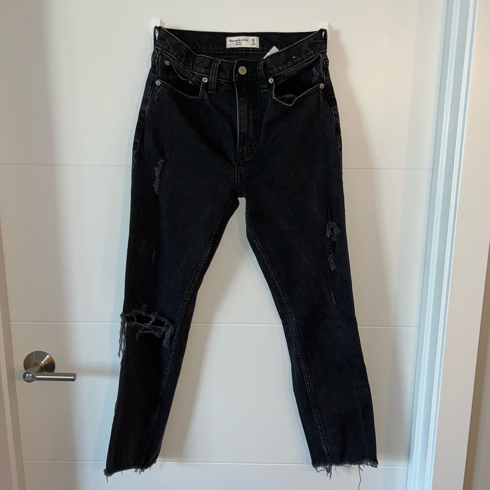Abercrombie & Fitch black distressed high rise mom jean